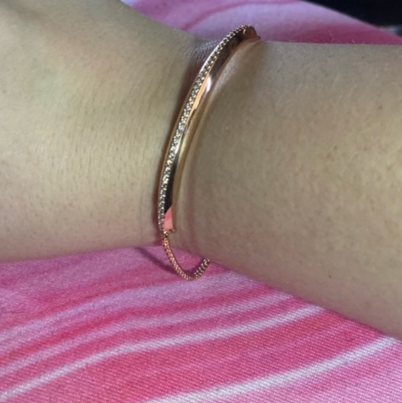 Kendra Scott Ott Lux Bracelet in Gold NWT - Picture 6 of 6